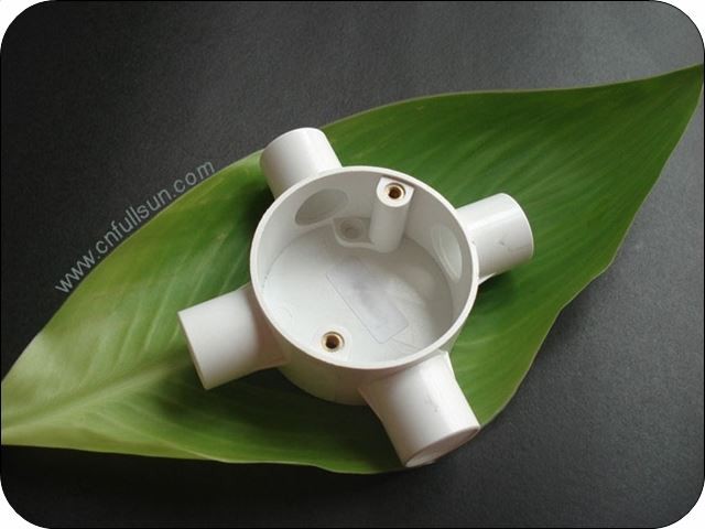 4-Wege-selbstverlöschende elektrische Leitungsbox